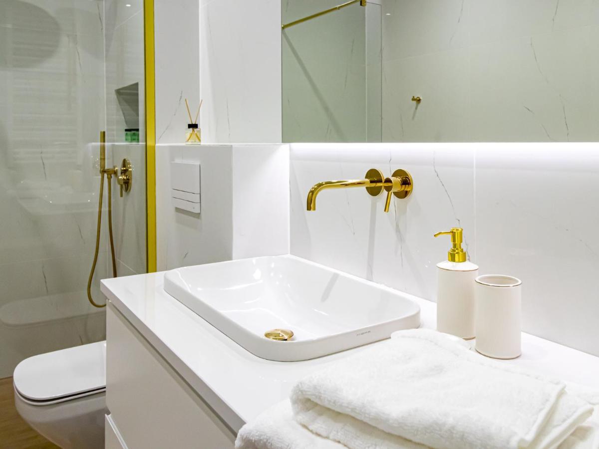 Golden Star Apartment Krakow Dış mekan fotoğraf